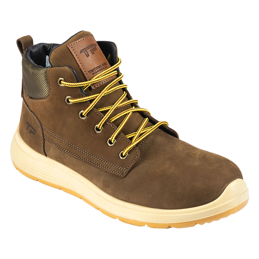 High-cut safety shoes S3 CI HI SRC
